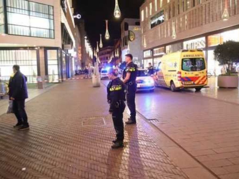 Φονική επίθεση σε πολυκατάστημα στη Χάγη πολλοί τραυματίες