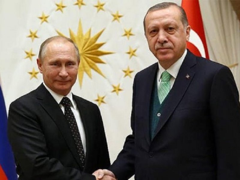 Βόμβα από Τούρκο αναλυτή: Ο Πούτιν γνωρίζει την αλήθεια για το πραξικόπημα του 2016