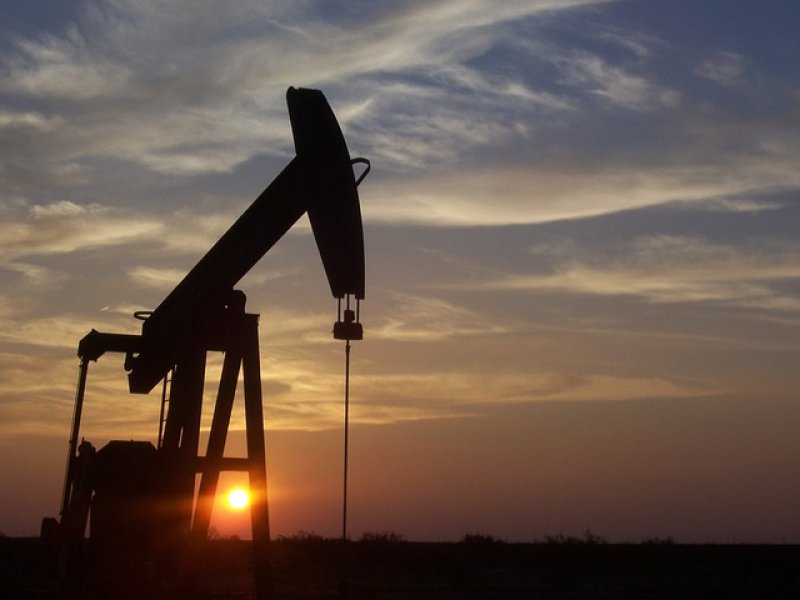 Πετρέλαιο: Παρατείνεται η συμφωνία μείωσης της παραγωγής
