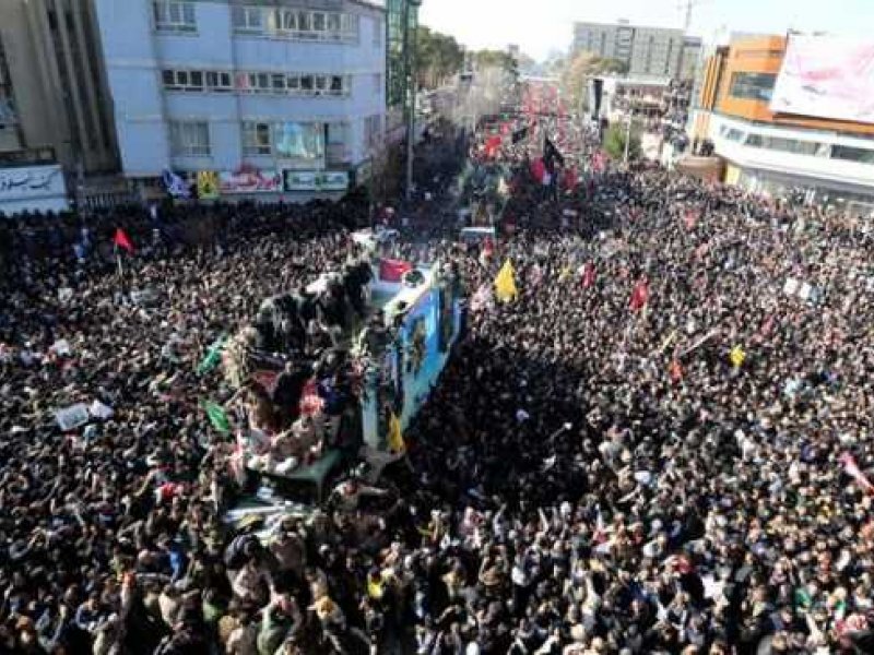 Κηδεία Σουλεϊμανί: Ποδοπατήθηκαν διαδηλωτές στην Κερμάν - Τουλάχιστον 35 νεκροί (video)