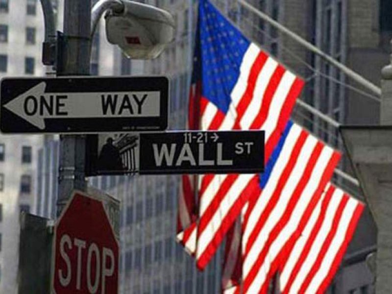 Αναταράξεις στις αγορές- Με μεγάλη πτώση έκλεισε η Wall Street