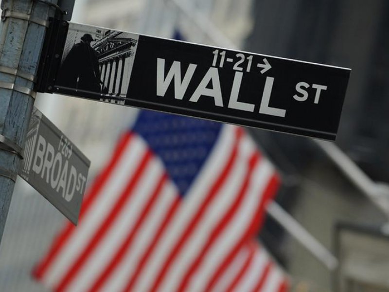 Dow Jones: Κατάρρευση. Εκκίνηση με -7% λόγω κορωνοϊού