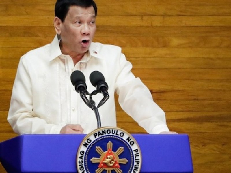 Φιλιππίνες: Πυροβολήστε. Σκοτώστε. Μην προκαλείτε την κυβέρνηση. Θα χάσετε