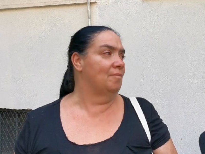 Άρπαξαν με βία τη Μαρκέλλα, λέει η μητέρα της - Τι λέει ο συμμαθητής της 10χρονης (video)