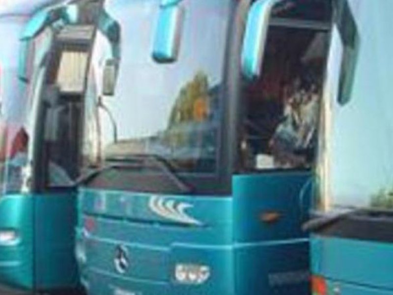 Άλλα 100 λεωφορεία των ΚΤΕΛ μπαίνουν στη μάχη κατά του συνωστισμού στα ΜΜΜ της Αττικής