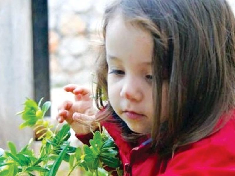 Μελίνα Παρασκάκη: Σήμερα επιτέλους θα ξεκινήσει (;) η δίκη για τον θάνατο του παιδιού