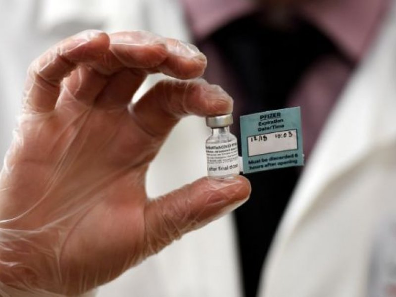 Σπύρος Πουρνάρας: Το αλλεργικό περιστατικό λόγω του εμβολίου ήταν μια ταχυκαρδία