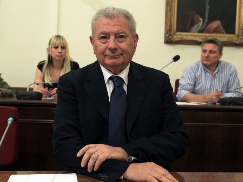 Αγνοείται ο πρώην υπουργός Σήφης Βαλυράκης στη θαλάσσια περιοχή της Ερέτριας
