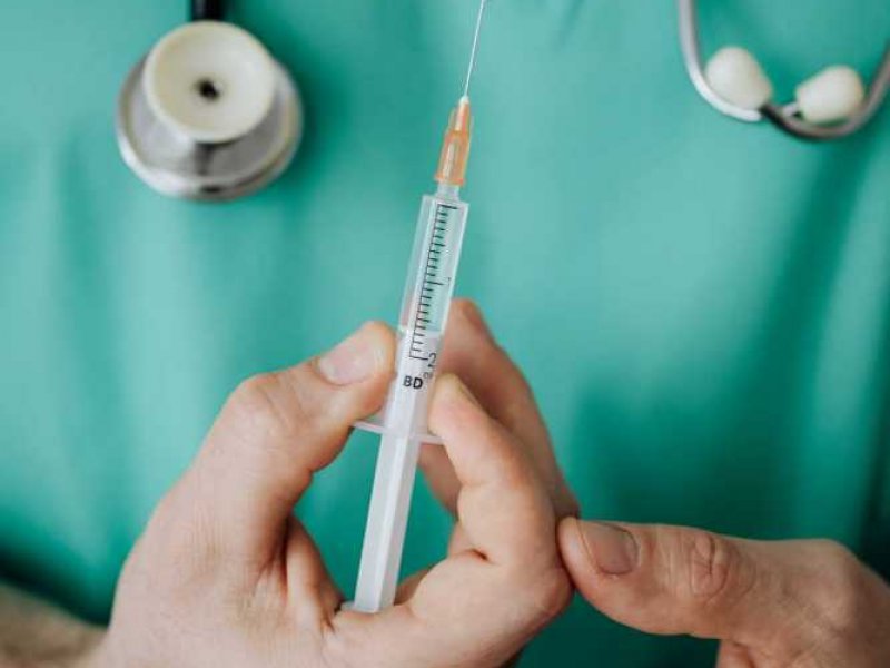 Εμβολιασμός: 200.000 ραντεβού υπό το κράτος του προστίμου