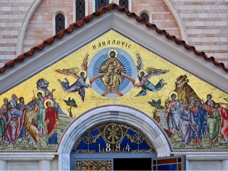Κορονοϊός: Θεοφάνια με Όμικρον - Μέτρα στις Εκκλησίες και ακυρώσεις δημόσιων εορτασμών