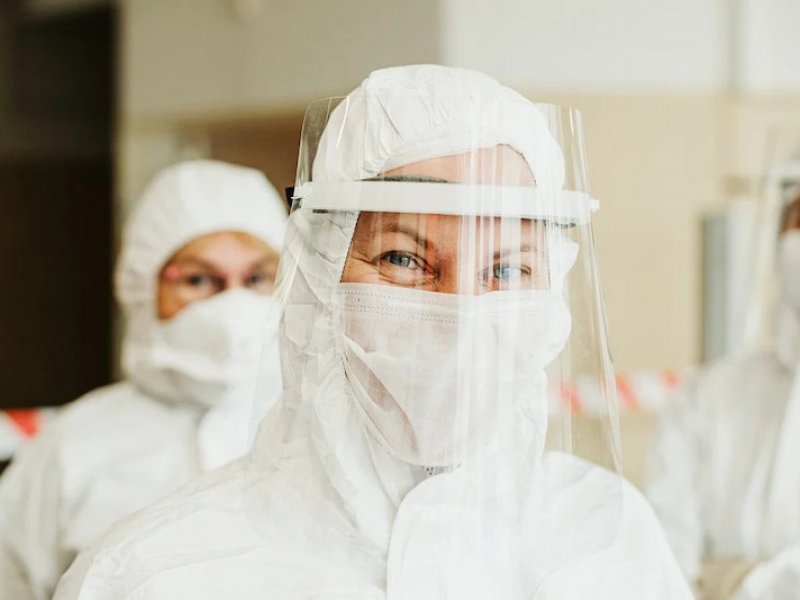 ΠΟΥ: Η οξεία φάση της πανδημίας ίσως τελειώσει το 2022, αλλά ο ιός δεν θα εξαφανιστεί
