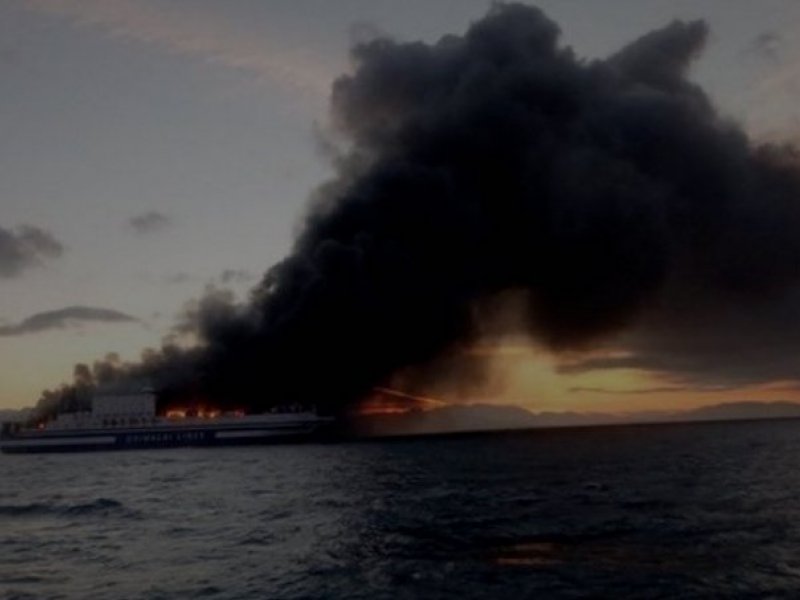 Τραγωδία στο Euroferry Olympia: Ολοκληρώθηκε η ιατροδικαστική εξέταση στις τέσσερις σορούς που ανασύρθηκαν από το πλοίο