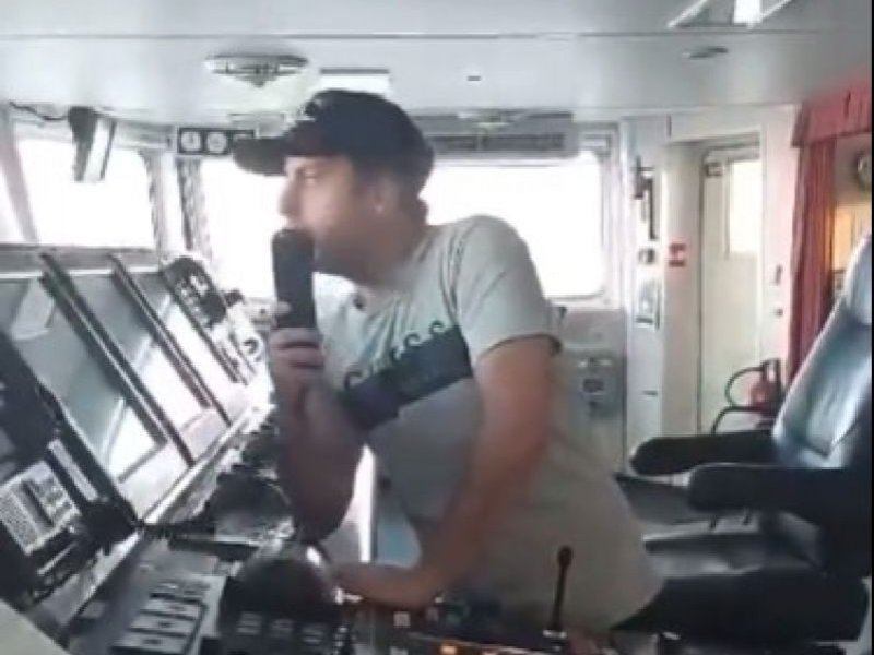 Ουκρανία - Γεωργιανός πλοίαρχος σε ρωσικό πλοίο που ήθελε ανεφοδιασμό: «Άντε γαμ@@@@τε!» (Βίντεο)