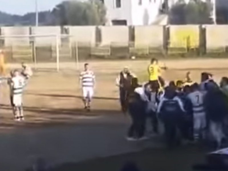 Χαλκιδική: Επεισόδια ντροπής σε αγώνα τοπικής κατηγορίας - Ξυλοκόπησαν προπονητή και παίκτες