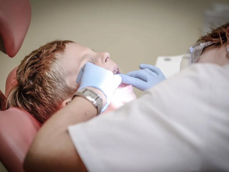 Dentist Pass: Πάνω από 500.000 παιδιά στον οδοντίατρο – Πόσους μήνες θα έχει ισχύ η κάρτα
