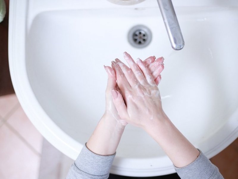 Νοσοκομειακές λοιμώξεις: Μόνο το 7% των υγειονομικών πλένει σωστά τα χέρια του - Είναι το μανικιούρ αιτία νοσοκομειακών λοιμώξεων;