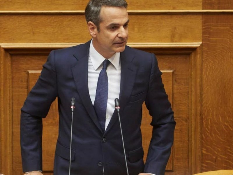 «Πόλεμος» Μητσοτάκη - Τσίπρα στη Βουλή: «Δεν σας αρέσει η Βουλή;» - «Επτά χρόνια κρύβεστε» (Βίντεο)