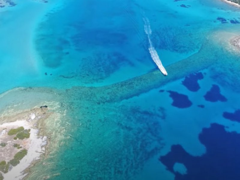 Αυτό είναι το ελληνικό νησί που θέλει να αγοράσει ο Μπιλ Γκέιτς – Δίνει 26 εκατομμύρια ευρώ