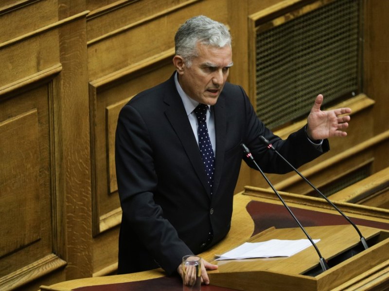 Πέθανε ο βουλευτής Χανίων της ΝΔ Μανούσος Βολουδάκης - Ενός λεπτού σιγή στη Βουλή